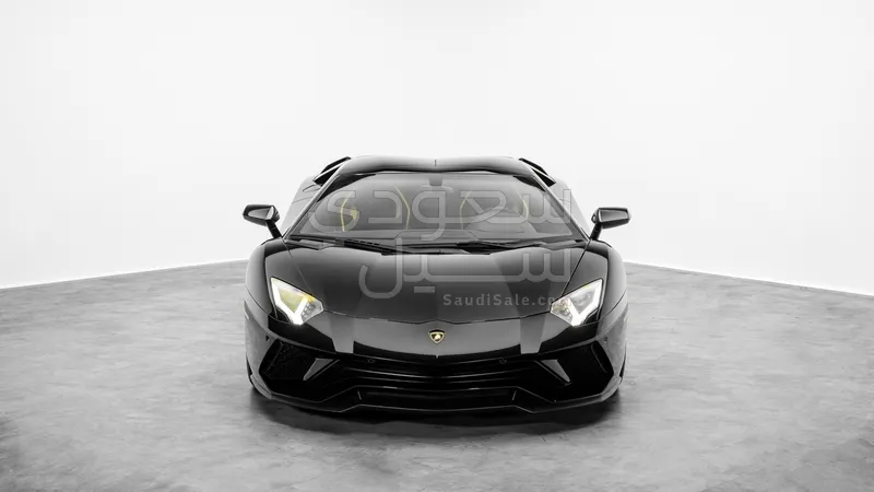 2018 لمبرجيني افنتادور اس رودستر