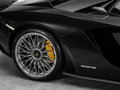 2018 لمبرجيني افنتادور اس رودستر