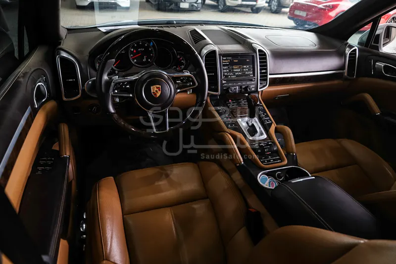 2016 بورش كايين جي تي اس