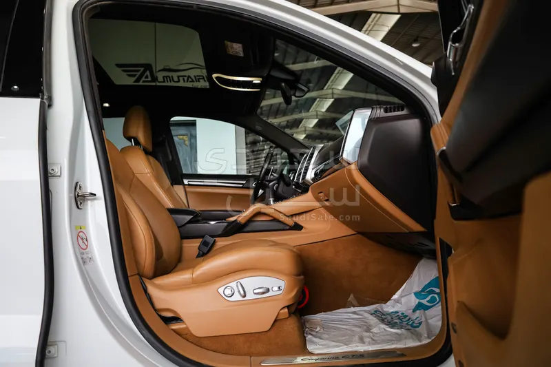 2016 بورش كايين جي تي اس