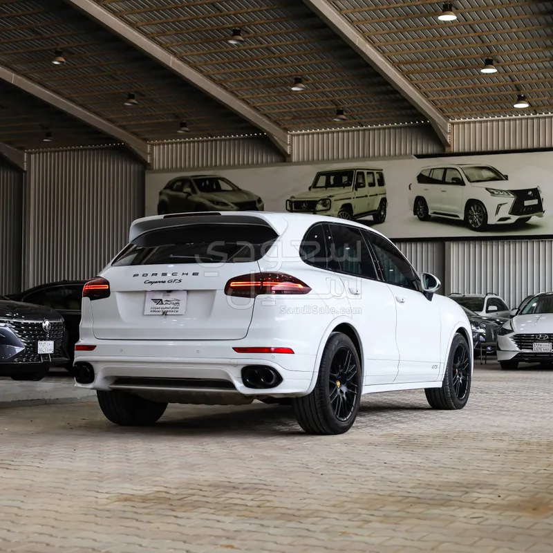 2016 بورش كايين جي تي اس