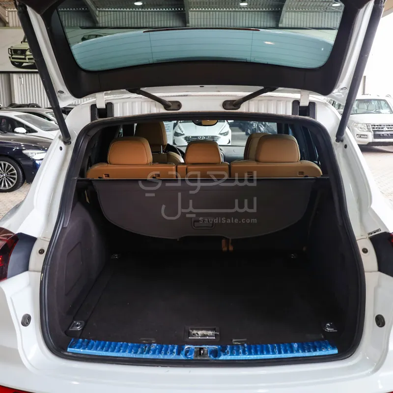 2016 بورش كايين جي تي اس