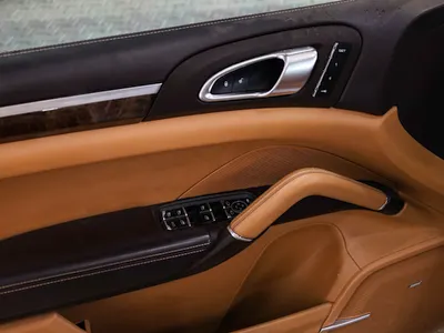 2016 بورش كايين جي تي اس