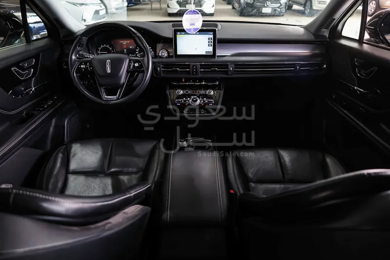 2022 لنكولن كورسير