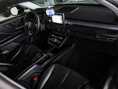 2022 لنكولن كورسير