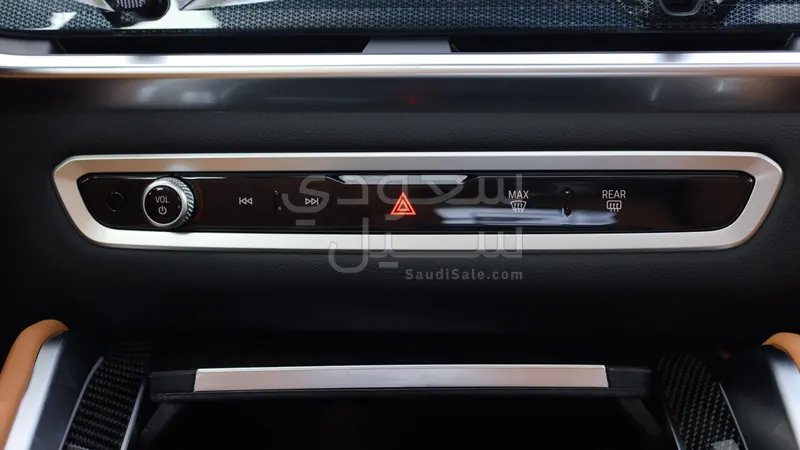 2026 بي ام دبليو الفئة اكس 6