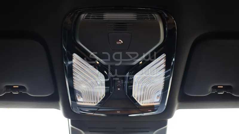 2026 بي ام دبليو الفئة اكس 6