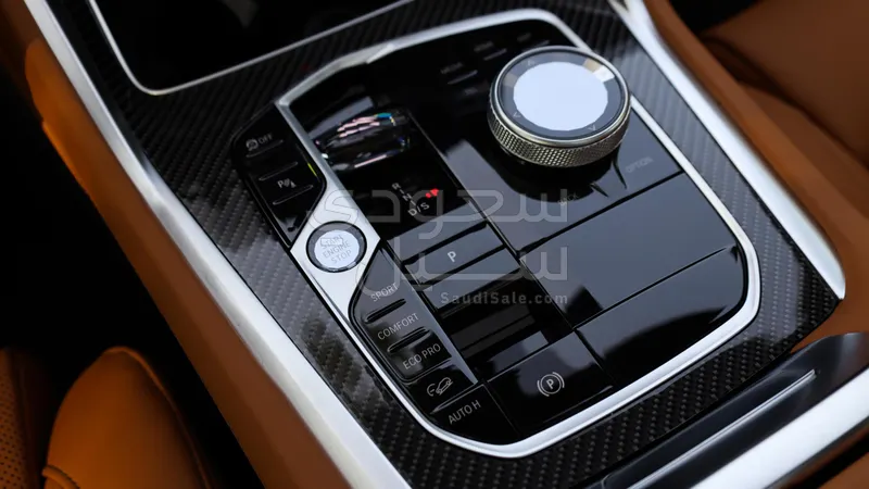 2026 بي ام دبليو الفئة اكس 6