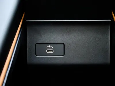 2026 بي ام دبليو الفئة اكس 6