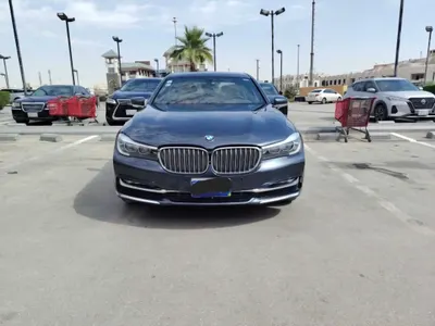 2017 بي ام دبليو الفئة السابعة 730 إل أي