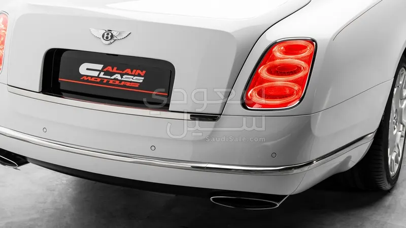 2011 بنتلي مولسان