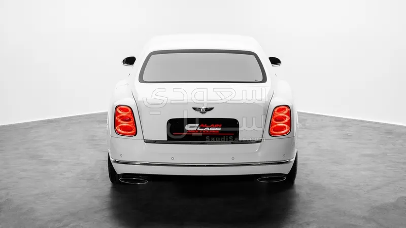 2011 بنتلي مولسان