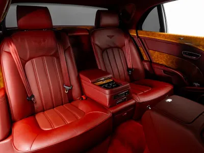 2011 بنتلي مولسان