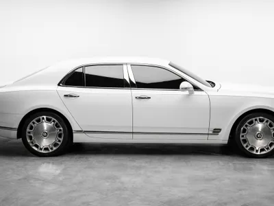 2011 بنتلي مولسان