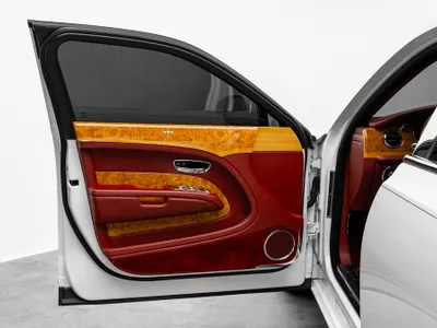 2011 بنتلي مولسان