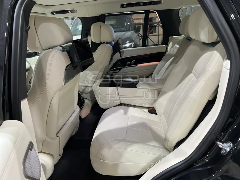 2025 لاند روفر رينج روفر اوتوبيوغرافي