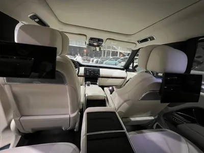 2025 لاند روفر رينج روفر اوتوبيوغرافي