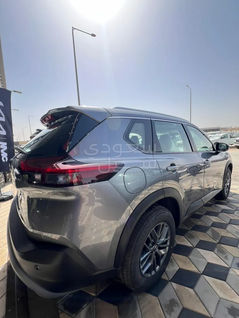 2026 نيسان اكس - ترايل