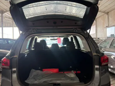 2025 ام جي زد اس