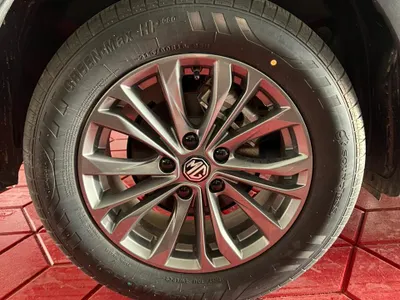 2025 ام جي زد اس