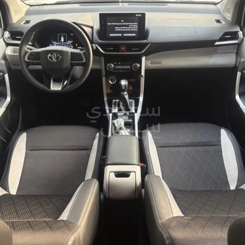 2025 تويوتا فيلوز