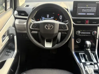 2025 تويوتا فيلوز