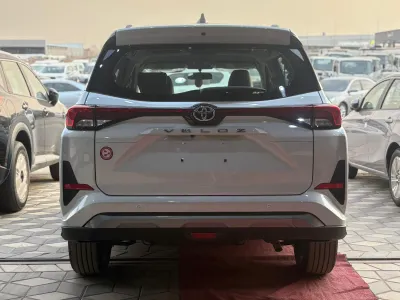 2025 تويوتا فيلوز