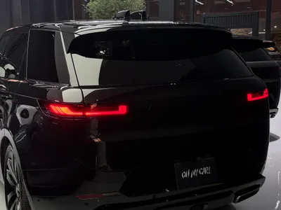 2025 لاند روفر رينج روفر سبورت اتش اس اي