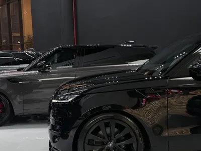 2025 لاند روفر رينج روفر سبورت اتش اس اي