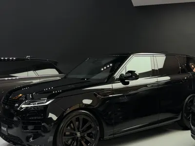 2025 لاند روفر رينج روفر سبورت اتش اس اي