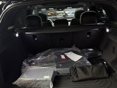 2025 لاند روفر رينج روفر سبورت اتش اس اي