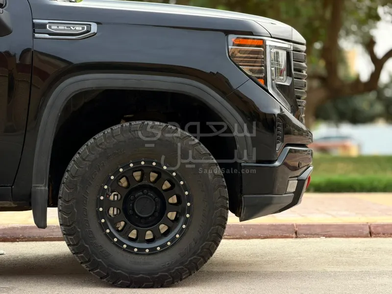 2023 جي ام سي سييرا اي تي 4