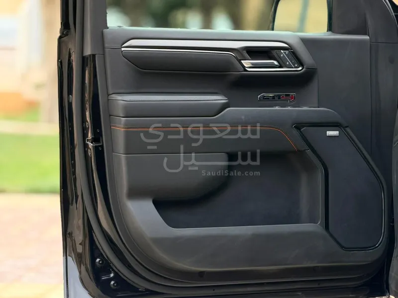 2023 جي ام سي سييرا اي تي 4