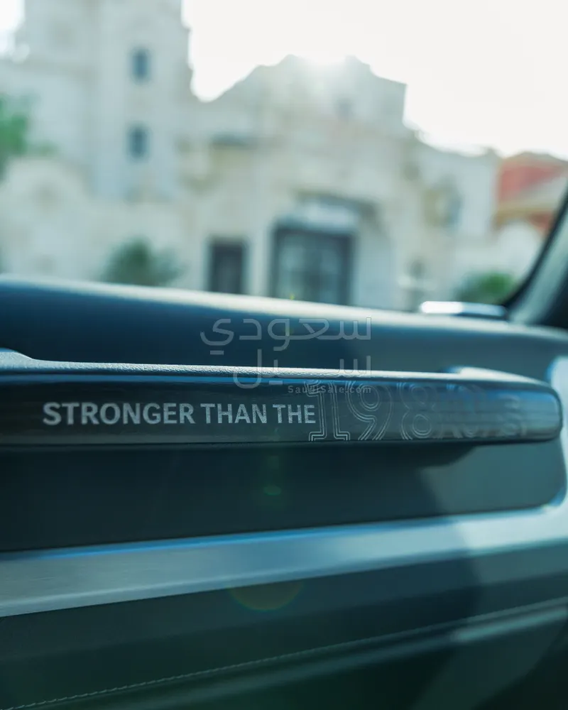 2025 مرسيدس - بنز جي 500