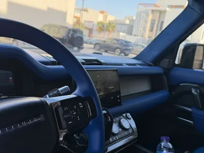 2022 لاند روفر ديفيندر 90