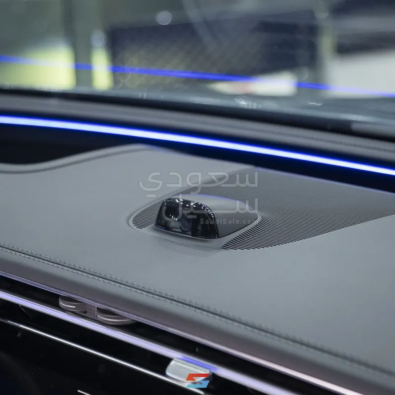 2024 مرسيدس - بنز إي 200