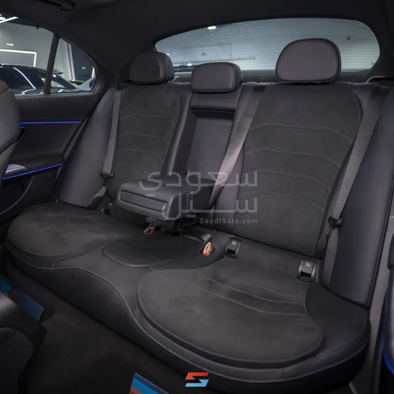 2024 مرسيدس - بنز إي 200