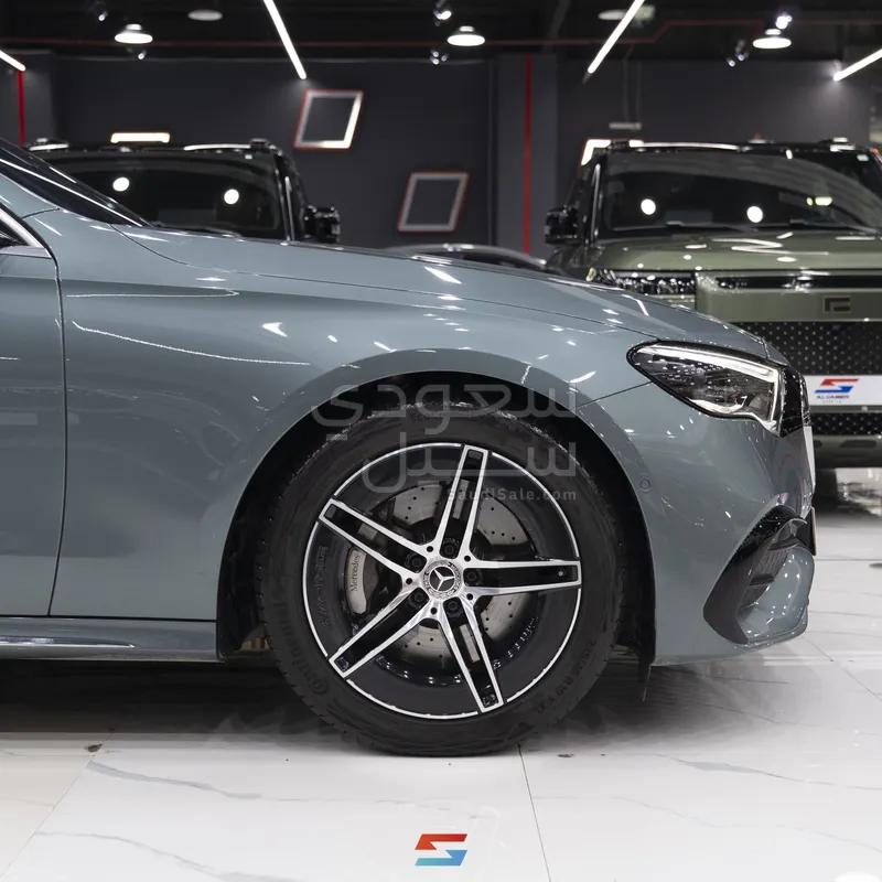 2024 مرسيدس - بنز إي 200