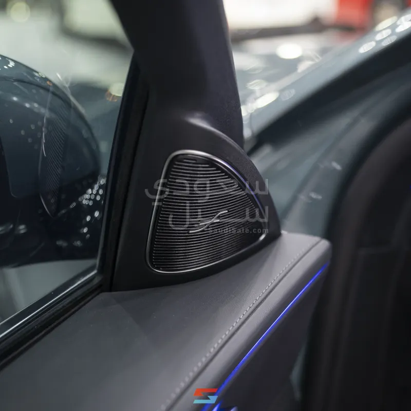 2024 مرسيدس - بنز إي 200