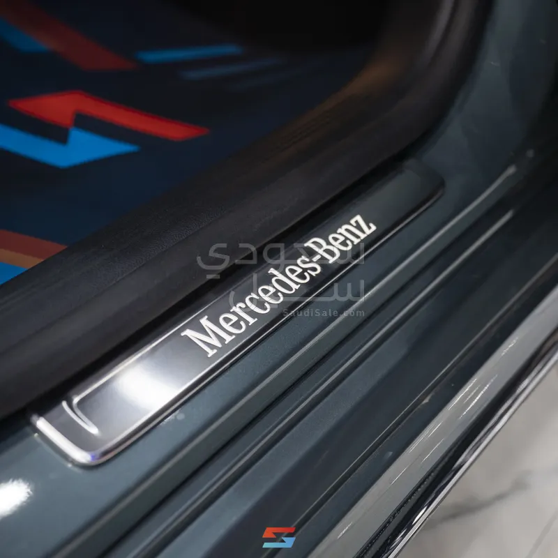 2024 مرسيدس - بنز إي 200