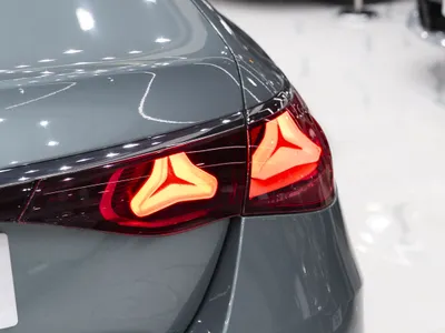 2024 مرسيدس - بنز إي 200