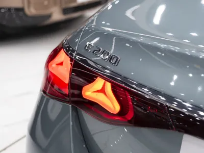 2024 مرسيدس - بنز إي 200