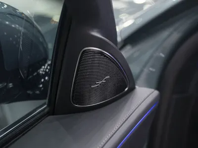 2024 مرسيدس - بنز إي 200