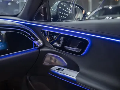 2024 مرسيدس - بنز إي 200