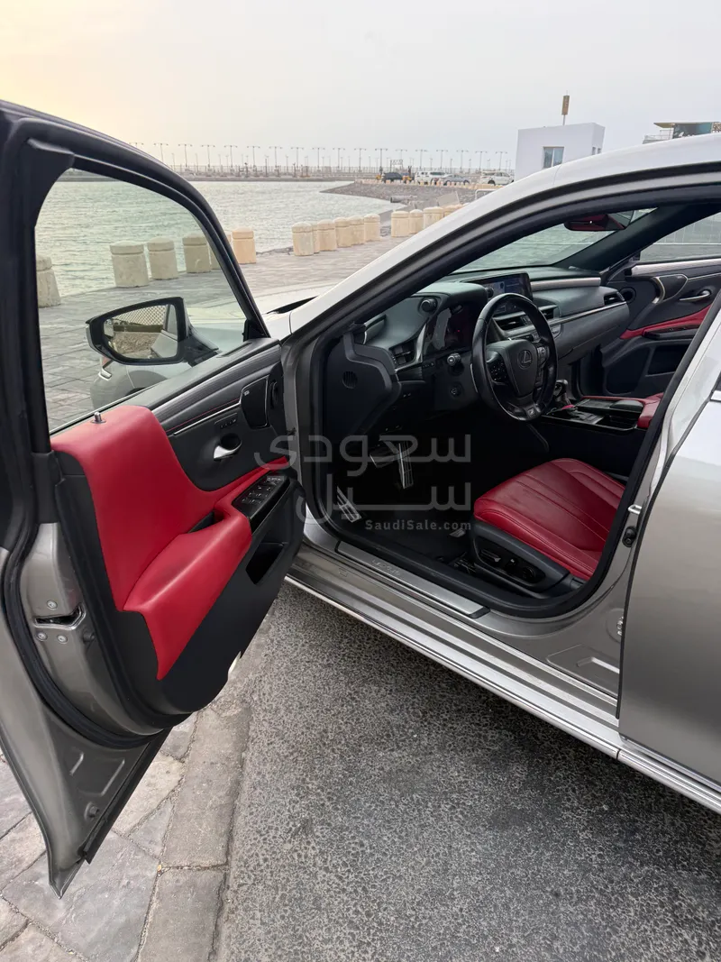 2021 لكزس إي إس 350 اف سبورت