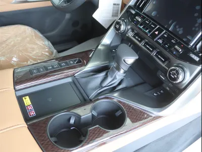 2026 لكزس إل إكس 600