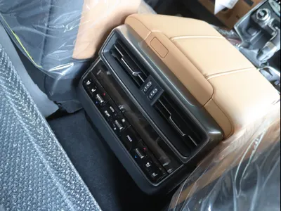 2026 لكزس إل إكس 600