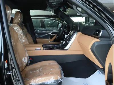 2026 لكزس إل إكس 600