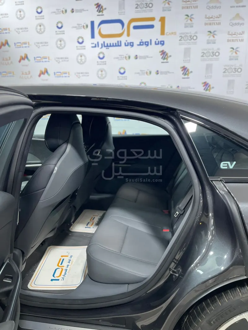 2024 لوسيد اير بيور