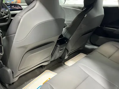 2024 لوسيد اير بيور